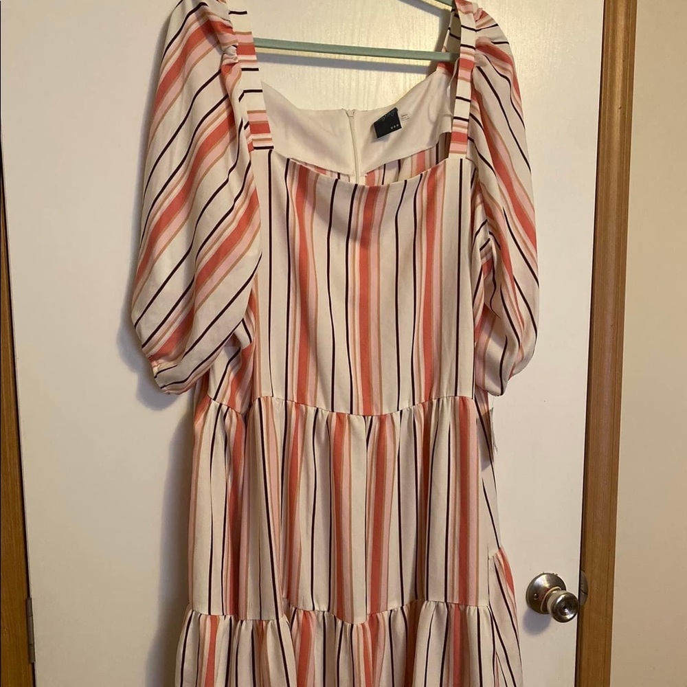 Striped puff sleeve dress